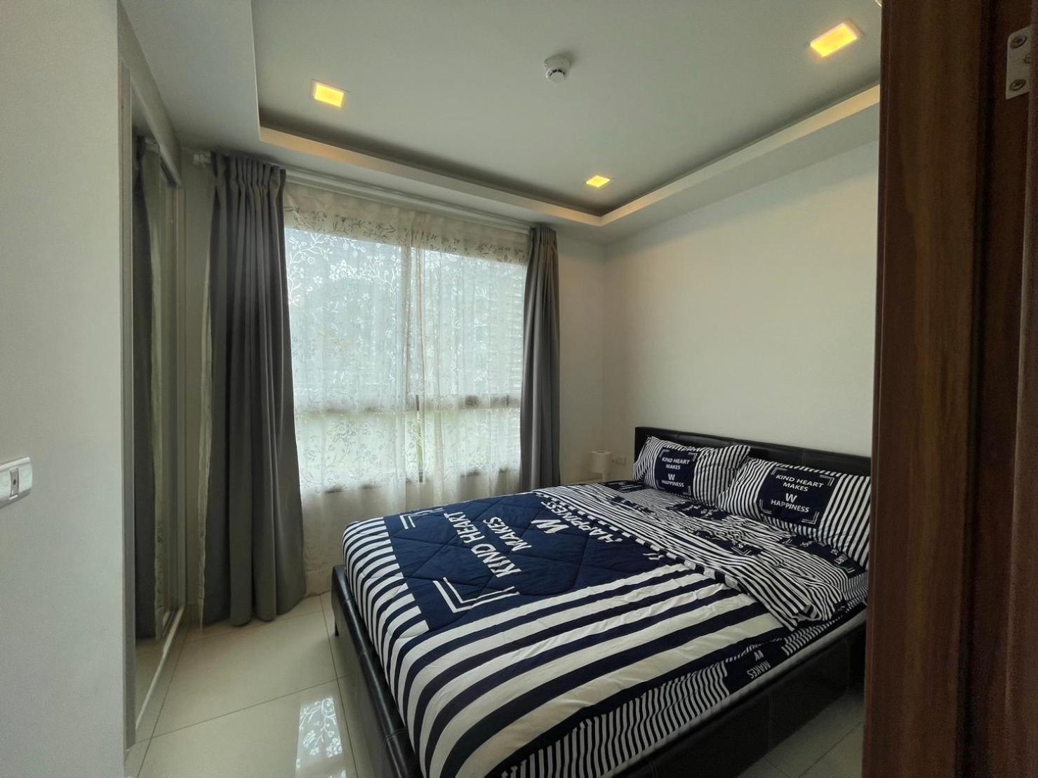 Arcadia Beach Resort By Psr Pattaya Exterior photo